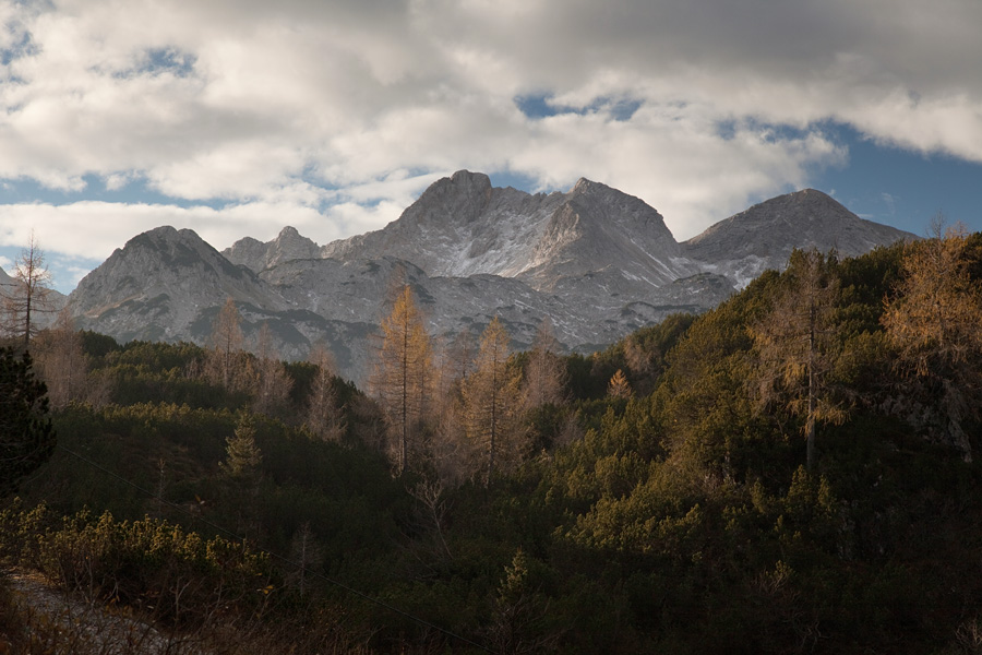 Podrta gora
Podrta gora s poti proti planini Na Kraju.
Ključne besede: planina na kraju podrta gora