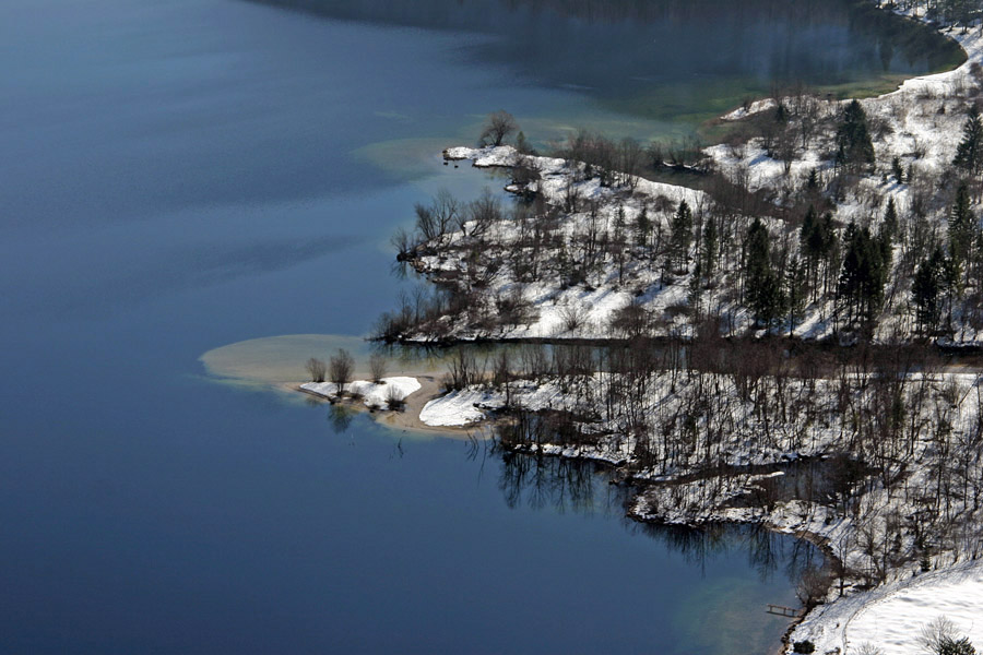 Delta Savice
Takole Savica prispe v Bohinjsko jezero.
Ključne besede: savica ukanc bohinj jezero