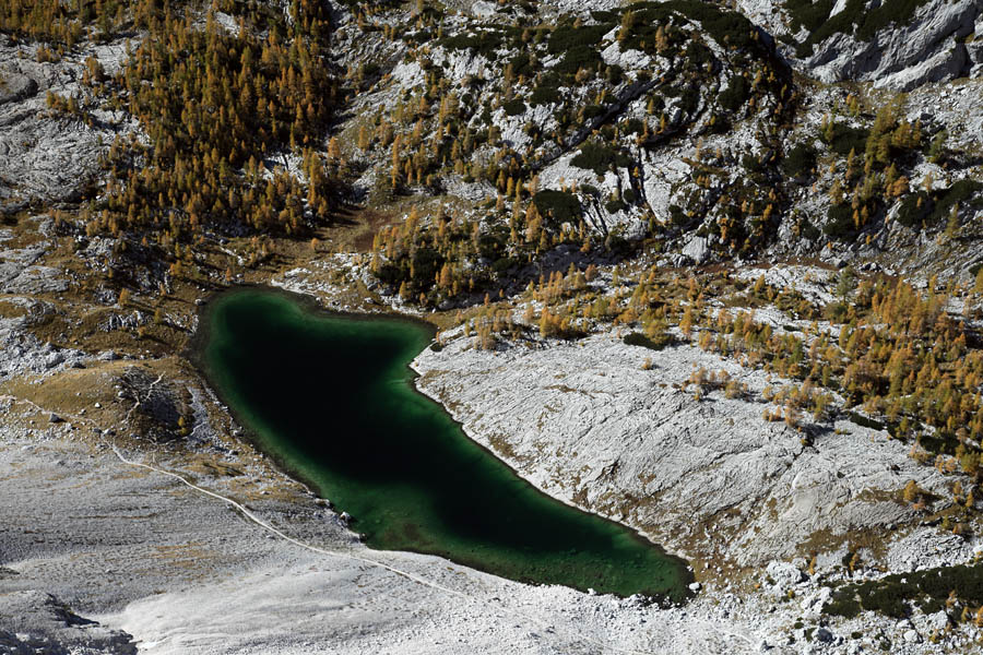 Ledvička
Jezero Ledvička z Velike Zelnarice.
Ključne besede: velika zelnarica jezero ledvička