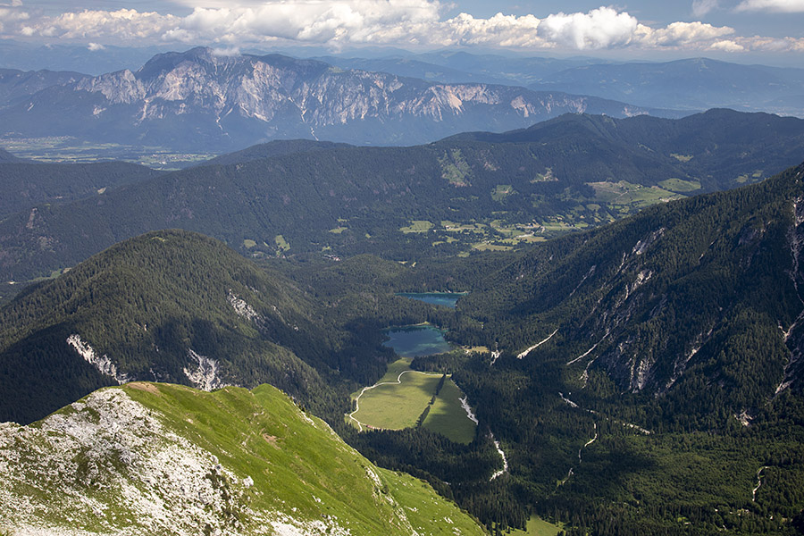Belopeška jezera
S poti na Mangart (italijanska pot).
Ključne besede: mangart mangrt belopeška jezera