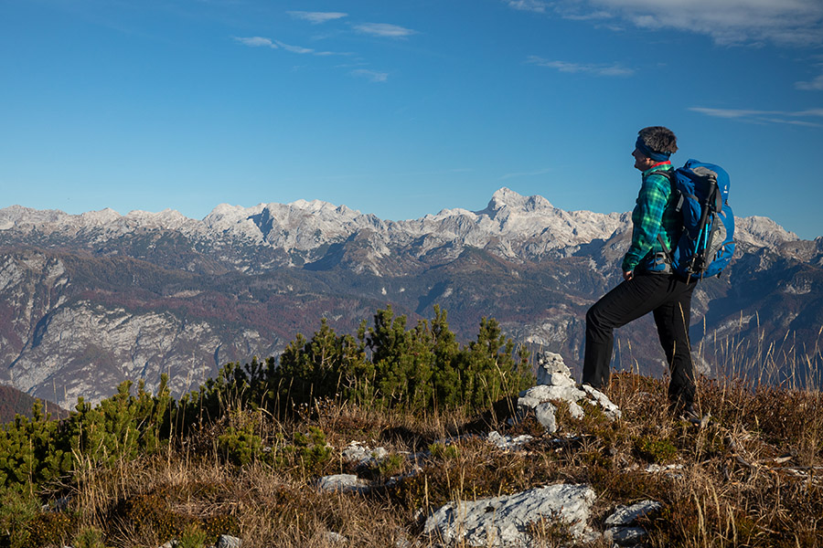 Na Gradovcu
Na vrhu Gradovca.
Ključne besede: čez glin gradovec