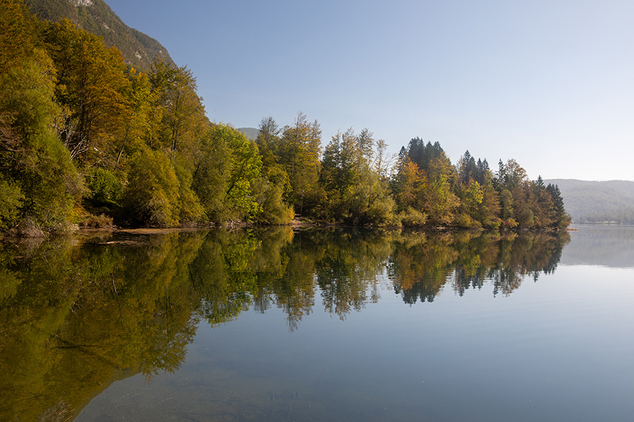 Bohinjsko jezero
Bohinjsko jezero.
Keywords: bohinjsko jezero