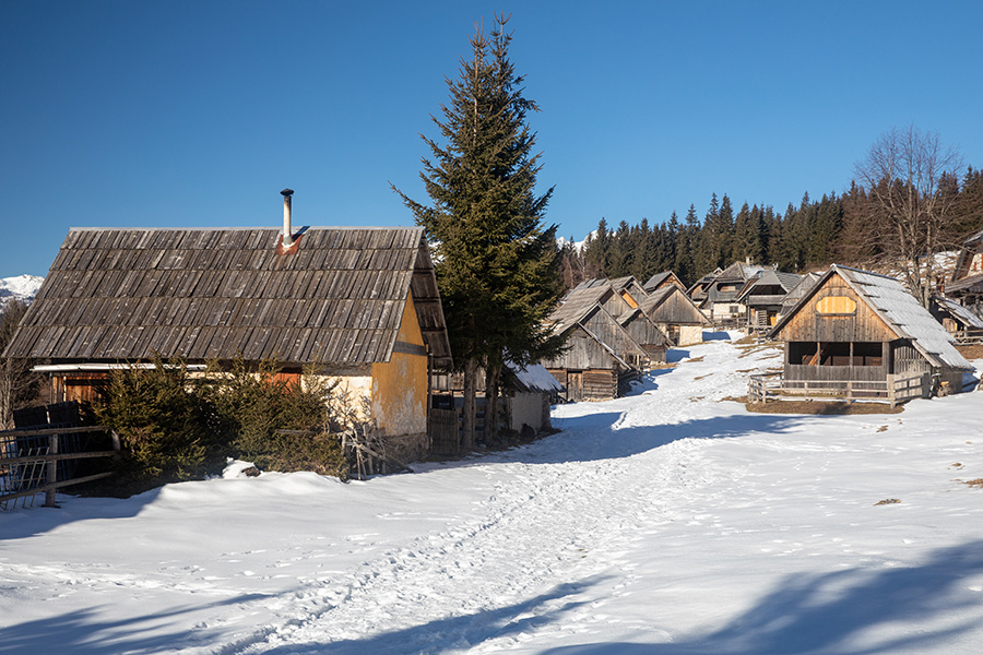 Planina Zajamniki
Planina Zajamniki.
Ključne besede: planina zajamniki