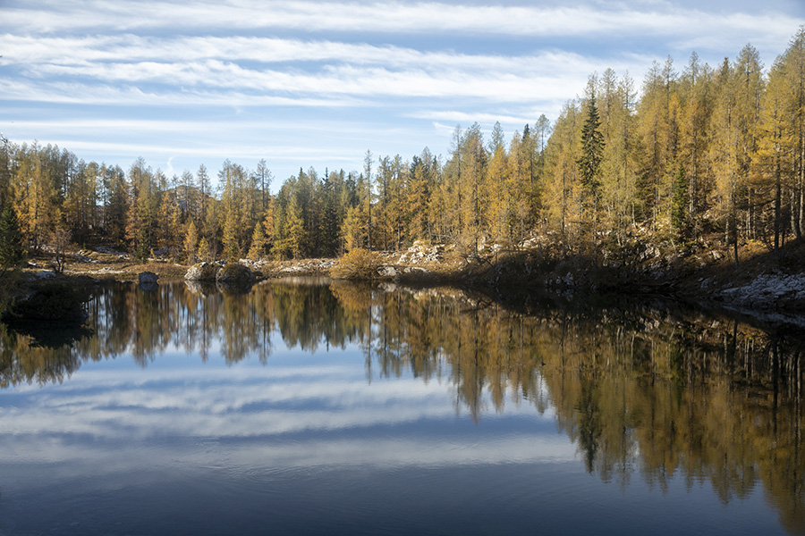 Dvojno jezero
Dvojno jezero.
Ključne besede: dolina triglavskih jezer 7j dvojno jezero