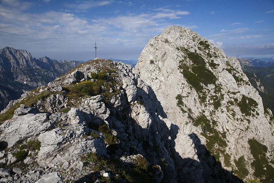 Na Nizki Špici
Na nižji Špici (Cima Vilidiver). Zadaj pa višja soseda (Cima Alta).
Ključne besede: dve špici due pizzi cima alta vilidiver