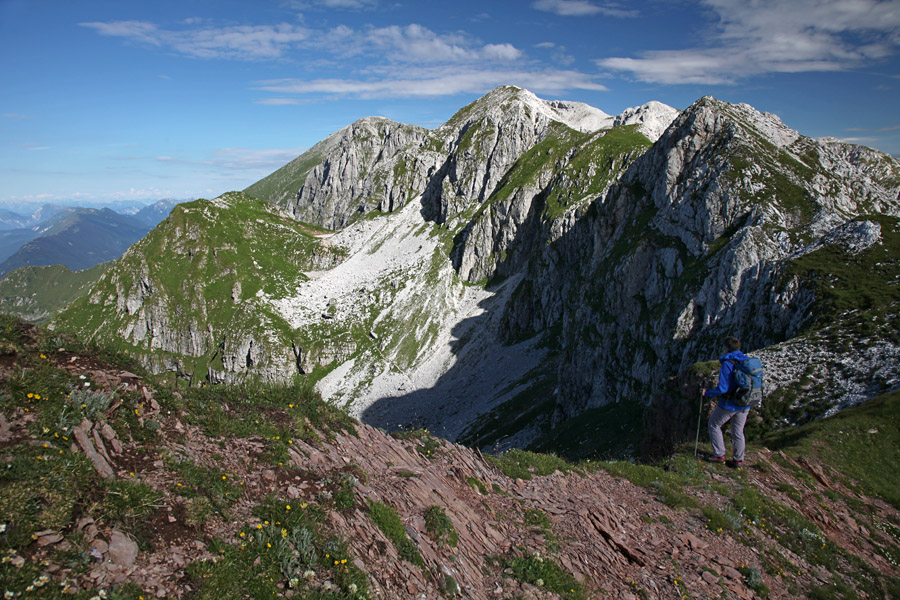 Na Rdečem robu VII.
Lepo vidna kamenina po kateri je gora dobla ime.
Ključne besede: rdeči rob škofič
