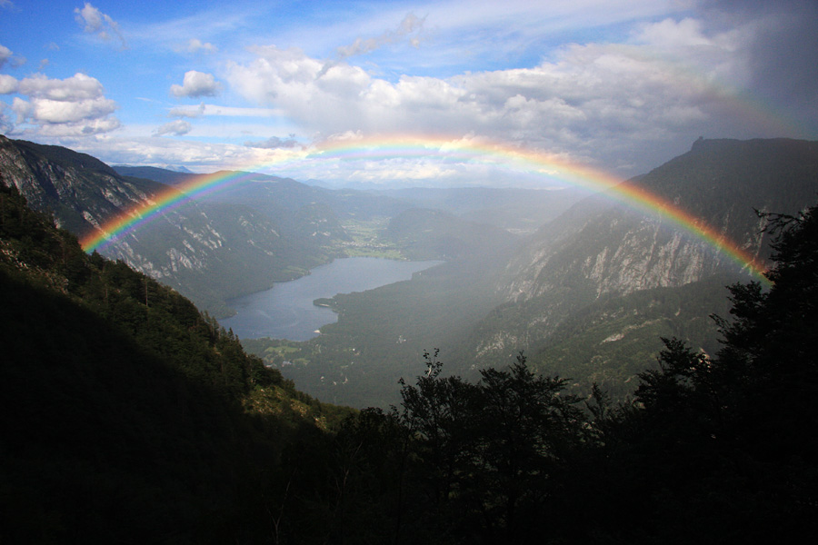 Mavrica
S poti čez Melj. 
Ključne besede: mavrica bohinj čez melj