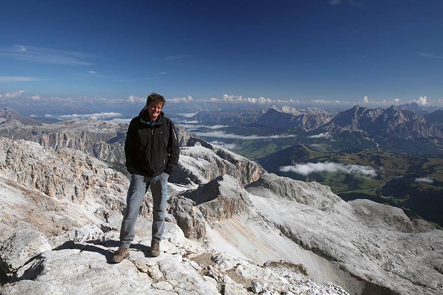 Na Piz Boe
Na vrhu Piz Boe.
Ključne besede: piz boe
