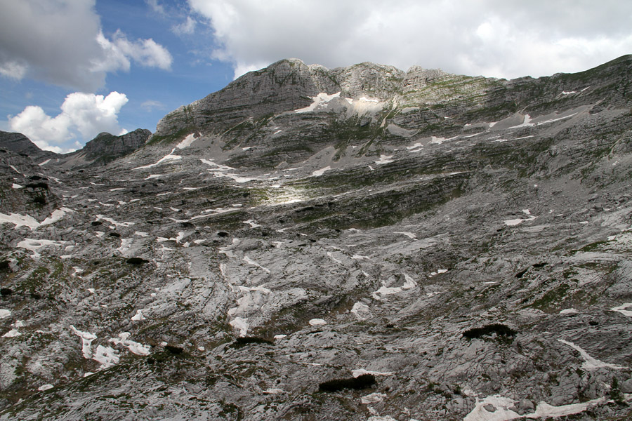 Plaski Vogel
Pogled na Plaski Vogel z Debelega Lašta.
Ključne besede: debeli lašt plaski vogel