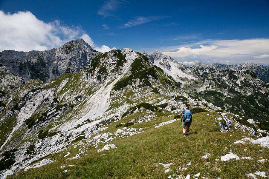Bohinjski Migovec
Po "rami Bohinjskega Migavca (kota 1862m)
Ključne besede: bohinjski migovec kota 1862m
