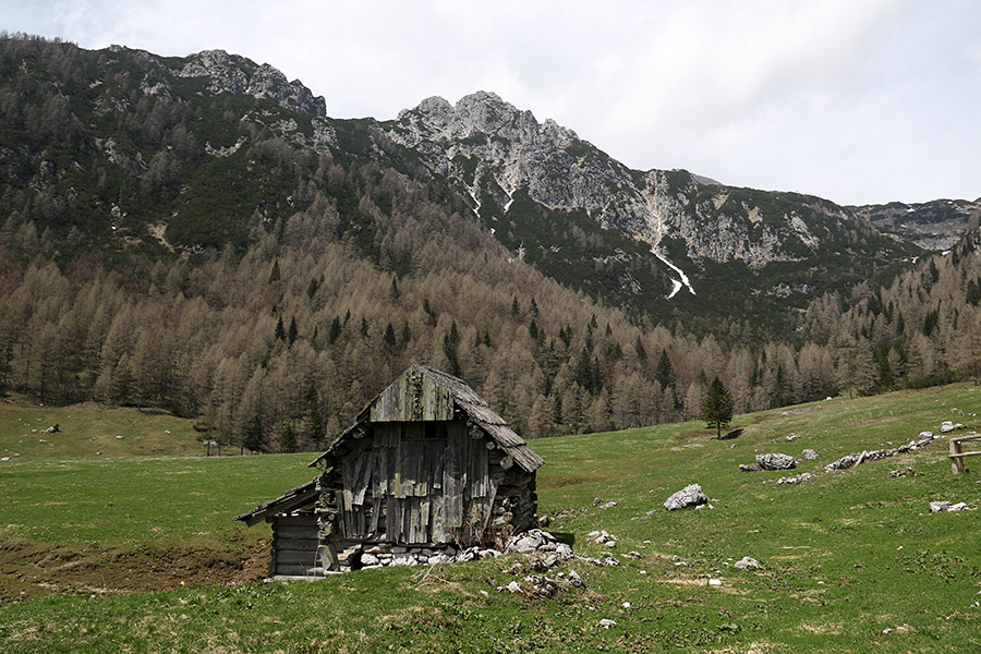 Planina Konjščica
Planina Konjščica in zadaj Ablanca.
Ključne besede: planina konjščica ablanca
