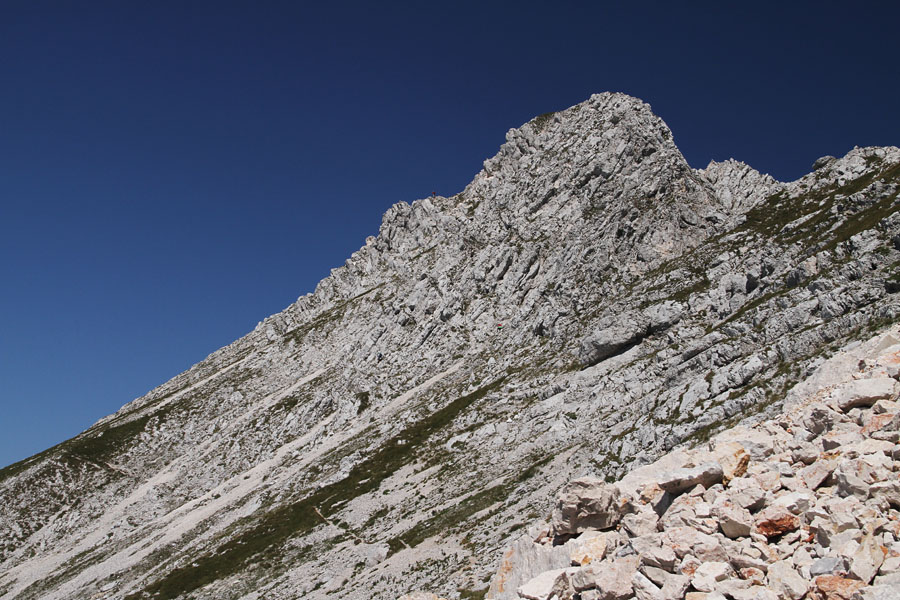 Podrta gora
Podrta gora z juga.
Ključne besede: podrta gora