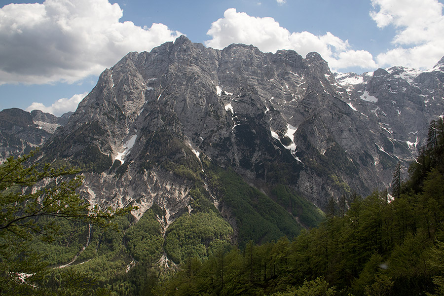 Cmir
Spust z bivaka IV. Cmir.
Ključne besede: bivak IV vrata cmir