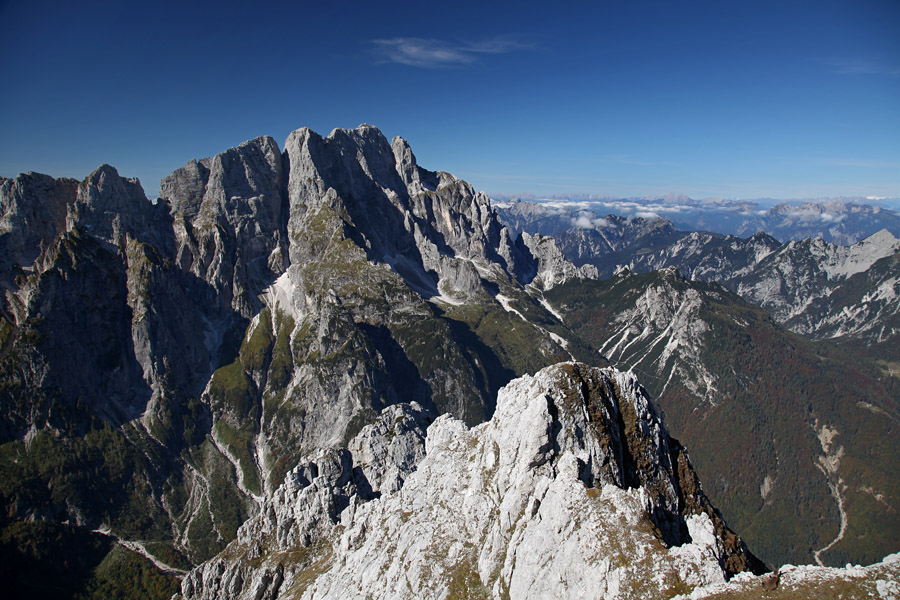 Montaž
Montaž z vrha Velikega Nabojsa.
Ključne besede: veliki nabojs montaž krniška glavica