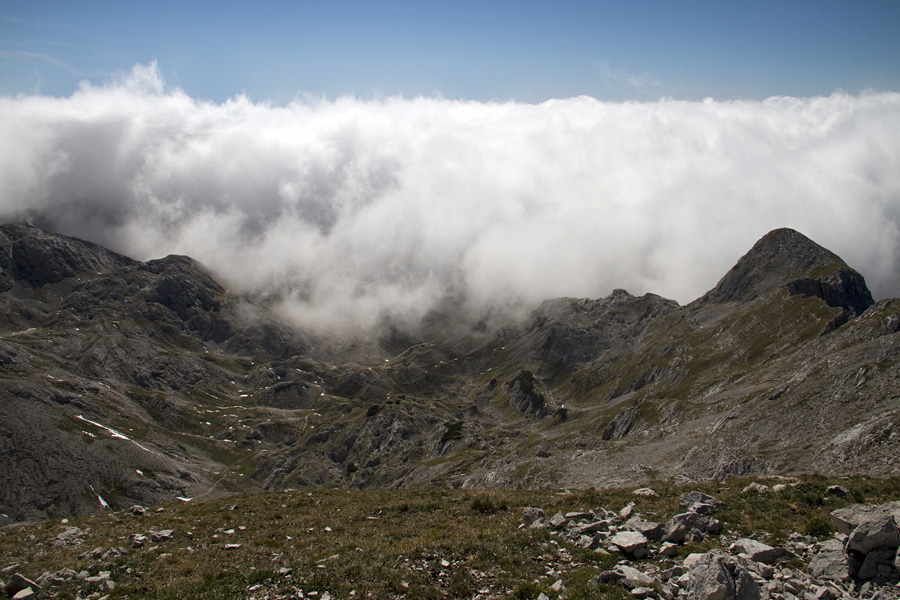 Dolina Za Kopico
Dolina za Kopica in nizka megla nad Bohinjem. S poti na Malo Zelnarico.
Ključne besede: dolina za kopico kopica mala zelnarica