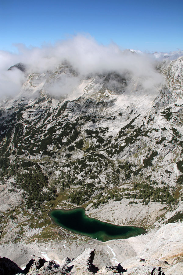 Z Male Zelnarice II.
Jezero Ledvička in Veliko Špičje z Male Zelnarice.
Ključne besede: mala zelnarica lepo veliko špičje jezero ledvička