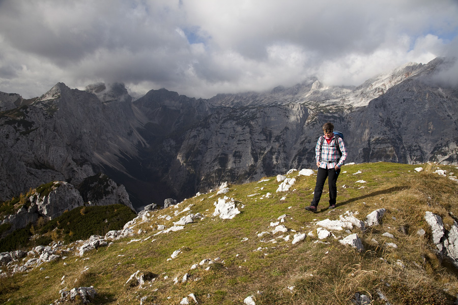 Z Brda VIII.
Z Brda.
Ključne besede: mrežce lipanski vrh brda debela peč dolina krma