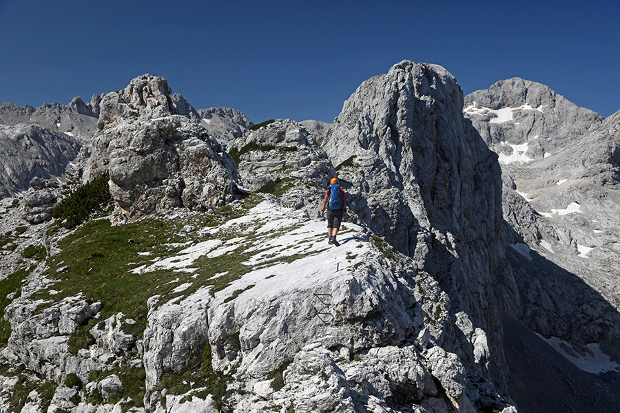 Proti Visoki Vrbanovi špici
Proti Visoki Vrbanovi špici.
Ključne besede: visoka spodnja vrbanova vrbanove špice