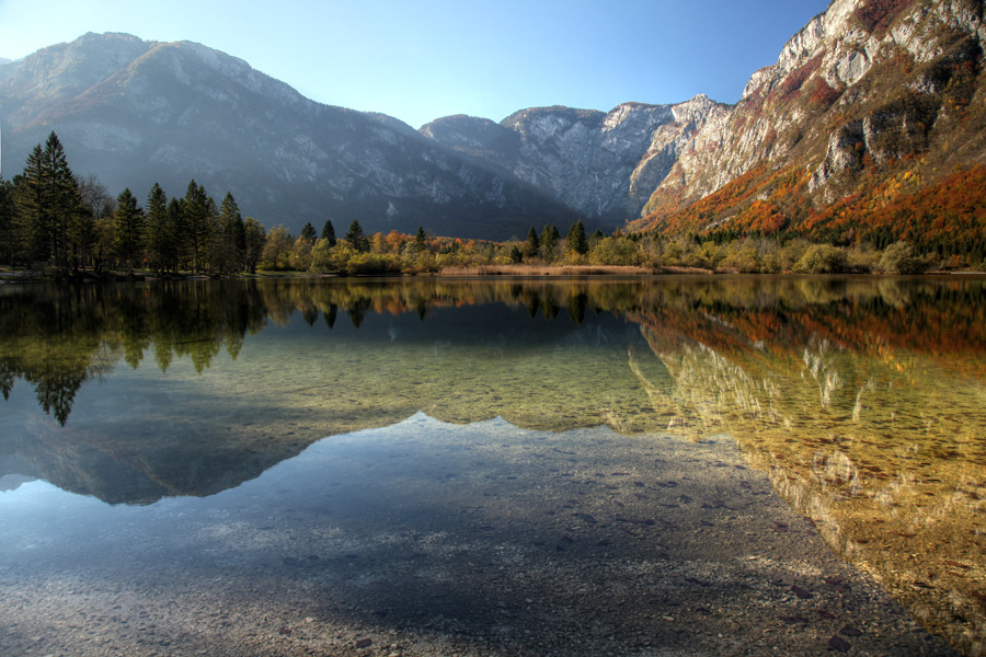 V Ukancu
Jesen v Ukancu.
Ključne besede: ukanc bohinj jezero