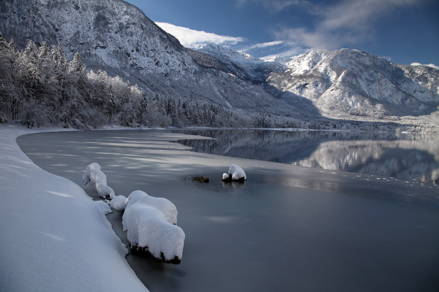 Bohinjsko jezero X.
Na Naklovi glavi.
Ključne besede: bohinj bohinjsko jezero naklova glava
