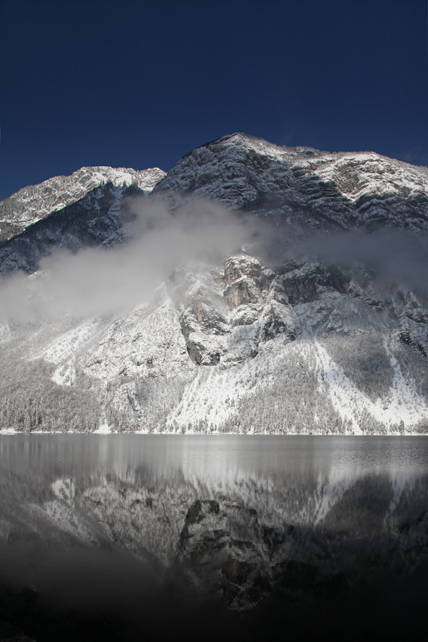 Pršivec
Pršivec nad Bohinjskim jezerom.
Ključne besede: bohinj bohinjsko jezero pršivec