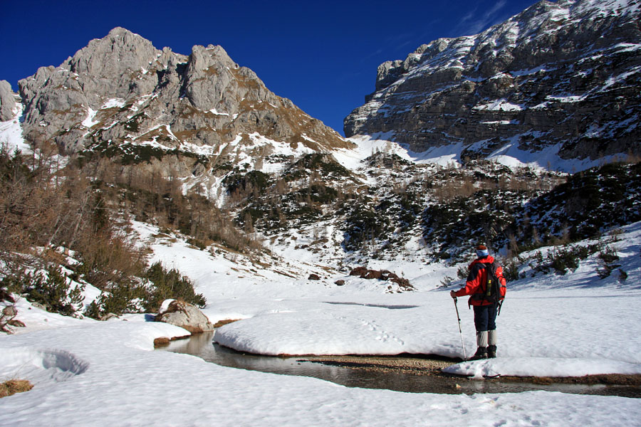 Na Malem polju I.
Ob potoku, ki vijuga skozi planino Malo polje. Zadaj sta Vernar in Tosc.
Ključne besede: malo polje meandri vernar tosc bohinjska vratca