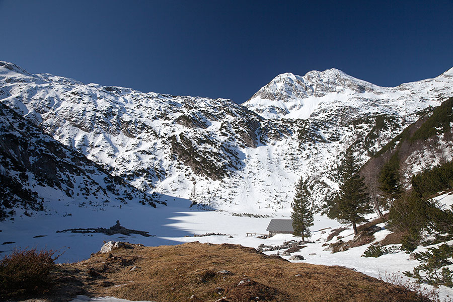 Planina Poljana
Skrita pod Velikim Raskovcem.
Ključne besede: planina poljana veliki raskovec