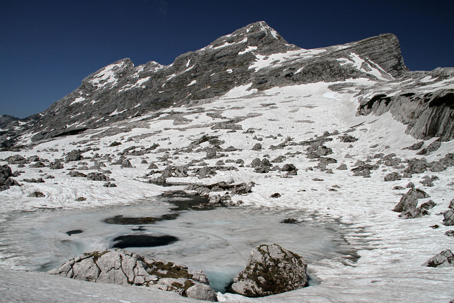 Jezero s Špičjem
Zeleno jezero in Lepo Špičje.
Ključne besede: zeleno triglavsko jezero 7j lepo špičje