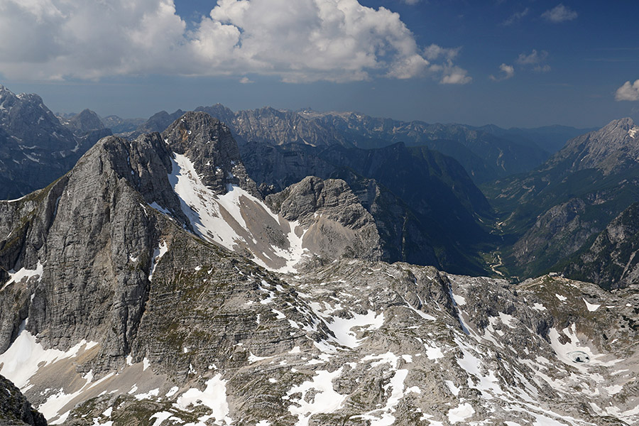 S Stenarja
Bovški Gamsovec, Pihavec in Kriški podi.
Ključne besede: stenar bovški gamsovec pihavec kriški podi