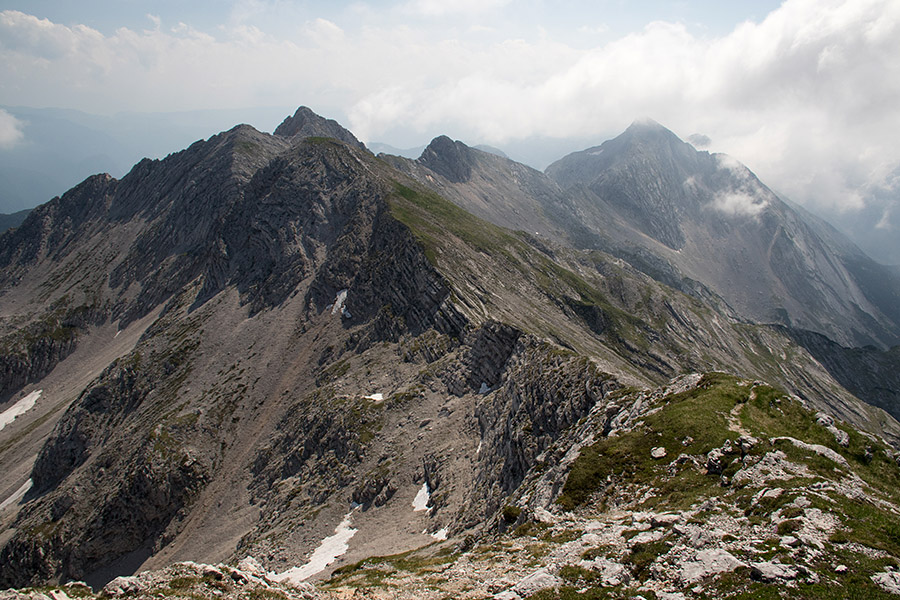 Podrta gora
Proti Podrti gori s Tolminskega Kuka.
Ključne besede: tolminski kuk podrta gora vrh nad škrbino