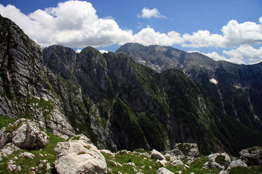 Pod Stadorjem
Preko Pihavca na Bavški Grintavev.
Ključne besede: stador briceljk pihavec bavški grintavec