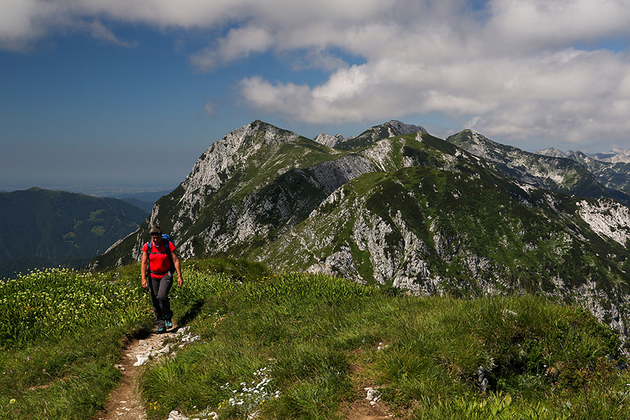 Na Črni prsti
Na Črni prsti.
Ključne besede: črna prst četrt poljanski matajurski vrh