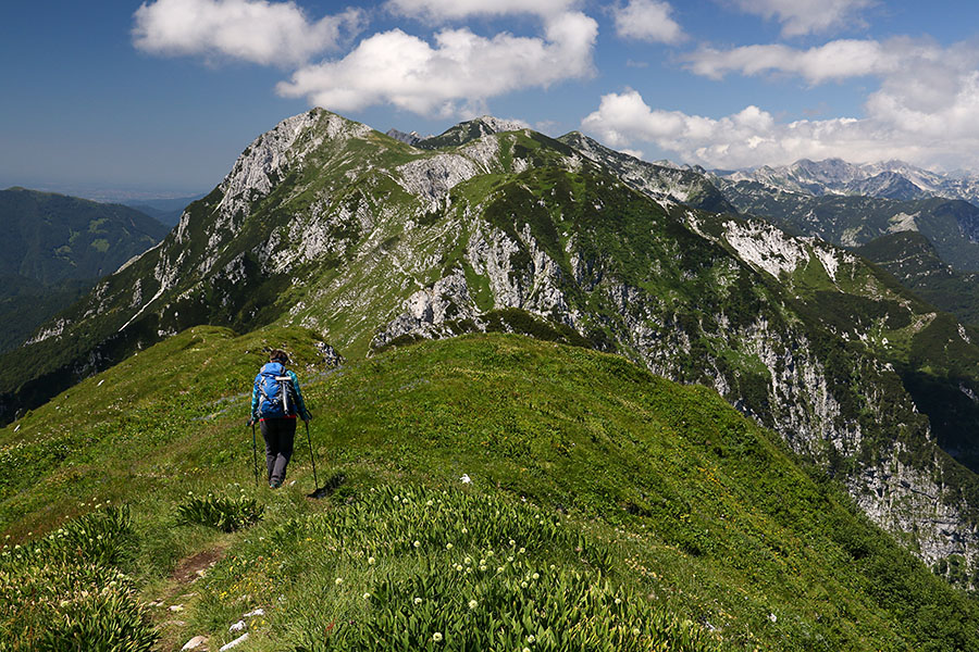 Na Črni prsti
Na Črni prsti.
Ključne besede: črna prst četrt poljanski matajurski vrh
