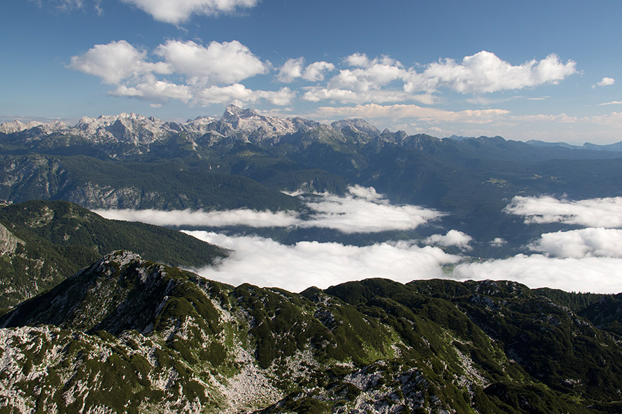 Z Rodice
Z Rodice. Megle nad Bohinjam in večni Triglav.
Ključne besede: rodica bohinj triglav