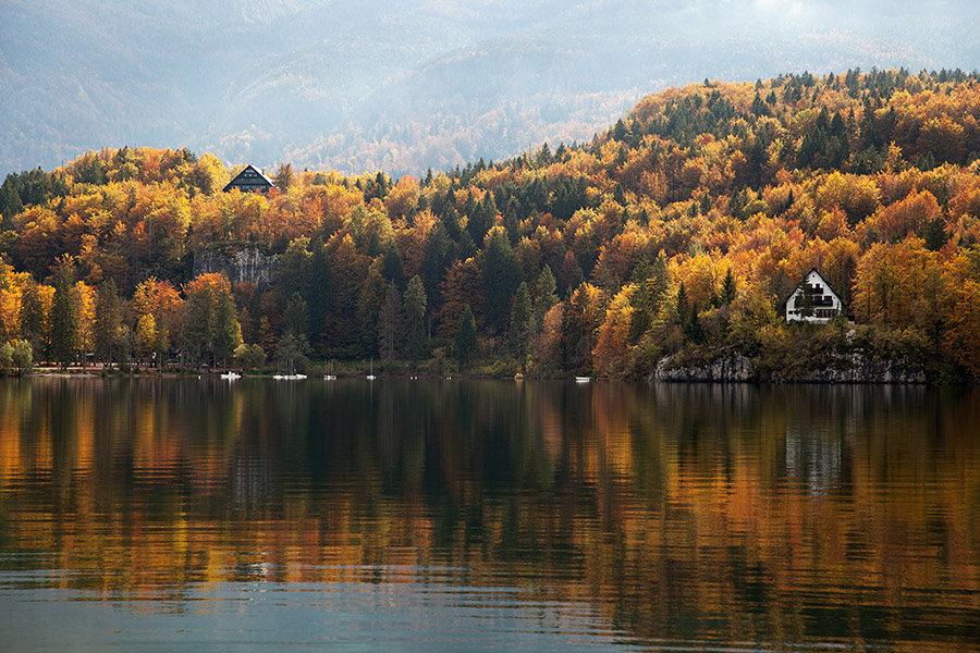 Bohinjsko jezero
Na Skalci in bivši hotel Belevue.
Ključne besede: bohinjsko jezero