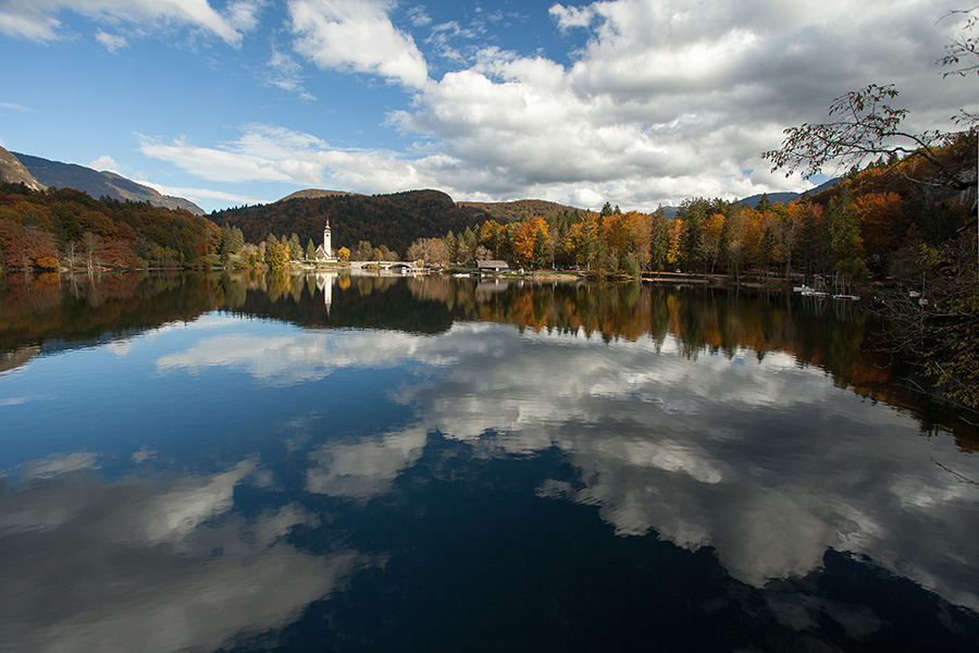 Bohinjsko jezero
Sveti Janez.
Ključne besede: bohinjsko jezero sveti janez