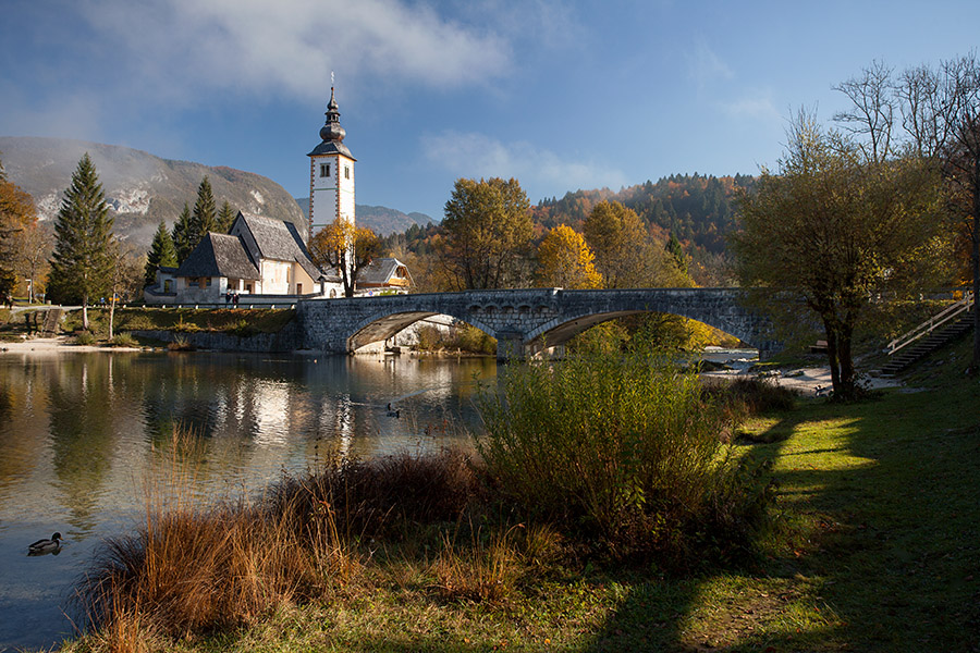 Sveti Janez
Bohinjska klasika.
Ključne besede: bohinjsko jezero sveti janez