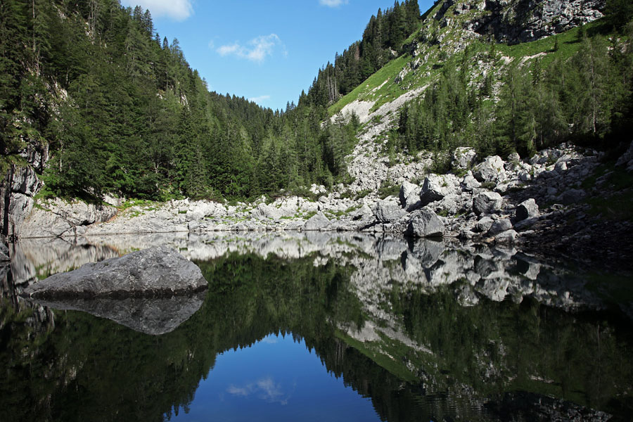 Črno jezero I.
Jutro na črnem jezeru.
Ključne besede: črno jezero sedmera triglavska jezera
