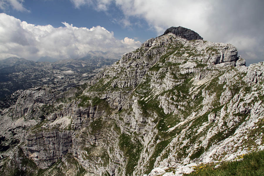 Pogled nazaj
Na Veliko Špičje.
Ključne besede: veliko malo lepo špičje