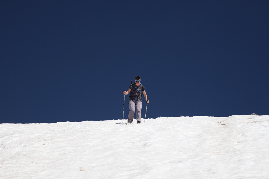 Junijska smuka
Seveda po čevljih. Z Ogradov.
Ključne besede: ogradi