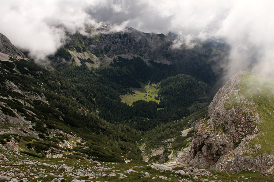 Planina Laz v meglah
S Prvega Vogla. Planina Laz.
Ključne besede: prvi vogel planina laz